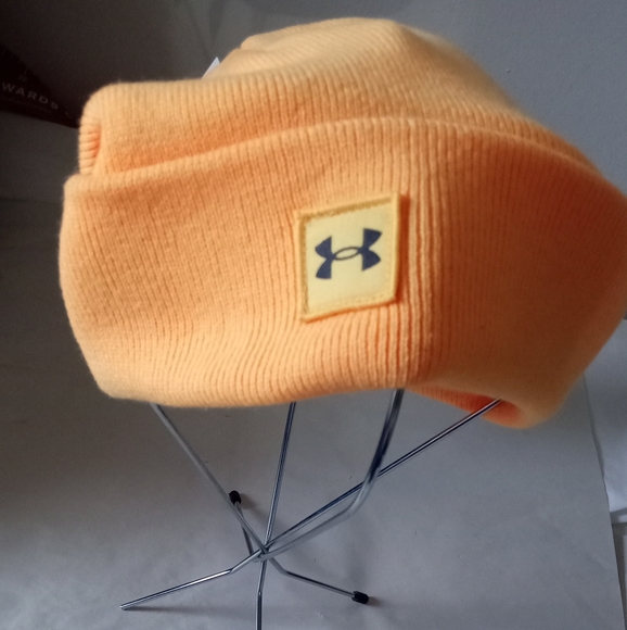 UNDER Armour Women's Fluorescent Orange & Yellow Cuffed Coldest Weather Beanie - Picture 6 of 7